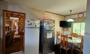 Casa con gran terreno -NO PAGA COMISION
