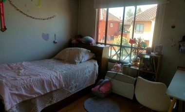 Casa arriendo  en Huechuraba de 3 Pisos