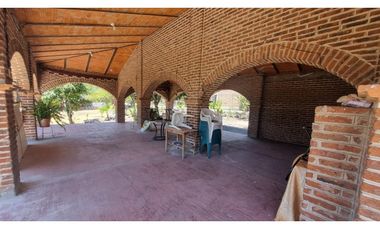 QUINTA O TERRAZA LA CALZONUDA, 2708 m2 SAHUAYO MICHOACAN