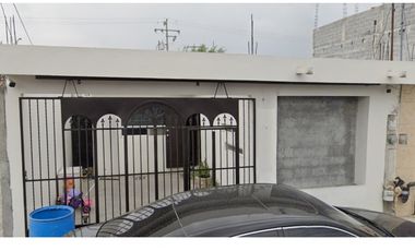 Casa en Remate en Revolución, FG-18