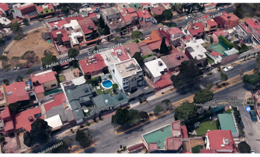 Casa en Remate en L de Valle Dorado, FG-326