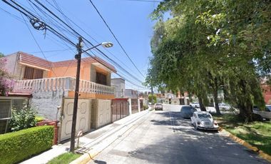 Casa en Remate en Valle Dorado, FG-608