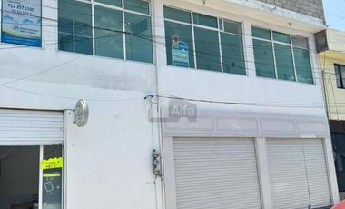 Local comercial en renta de 40 m2 en Av. Morelos, Centro de Metepec.