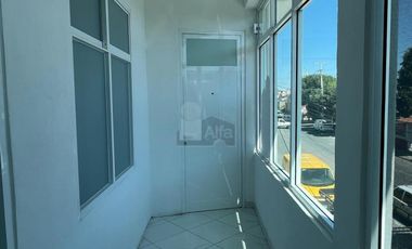 Local comercial en renta de 40 m2 en Av. Morelos, Centro de Metepec.