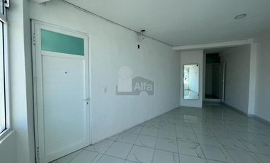 Local comercial en renta de 40 m2 en Av. Morelos, Centro de Metepec.