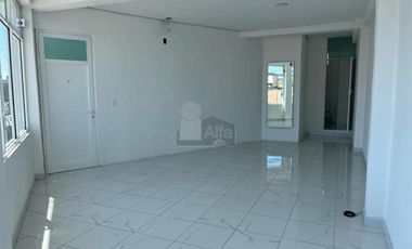 Local comercial en renta de 40 m2 en Av. Morelos, Centro de Metepec.