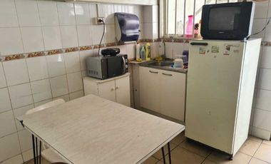 Vende Oficina Ideal  Para Centro Médico o Comercial