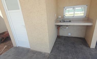 VENTA | Casa 3 dorm.   pileta | Barrio El Molino, Roldán