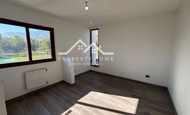 VENTA LOS BOSQUES 6 DORM MAS SERVICIO Y PISCINA