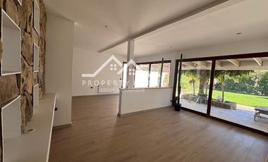 VENTA LOS BOSQUES 6 DORM MAS SERVICIO Y PISCINA