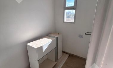 Venta Casa 3 dormi con piscina - B° Piedras Blancas - Fernandez Oro