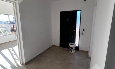 Venta Casa 3 dormi con piscina - B° Piedras Blancas - Fernandez Oro