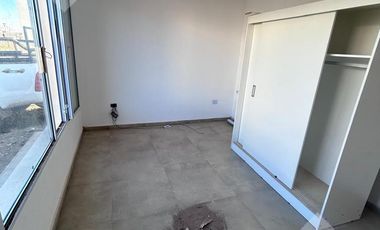 Venta Casa 3 dormi con piscina - B° Piedras Blancas - Fernandez Oro