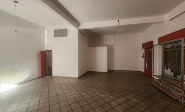 Local esquina sobre calle 24 de Septiembre 63 m2