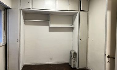 Alquiler departamento 2 ambientes c/ balcón frente Retiro zona turística