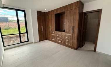 VENTA Departamento 120m2 de 3 hab., Cumbayá