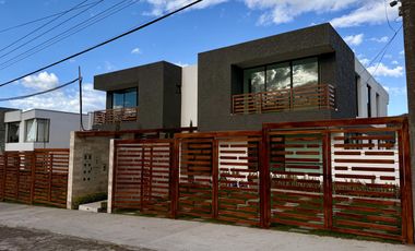 VENTA Departamento 120m2 de 3 hab., Cumbayá