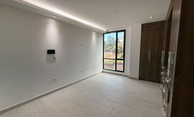 VENTA Departamento 120m2 de 3 hab., Cumbayá