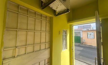 VENTA CASA RENTERA 5 DPTOS.  LAS ORQUIDEAS CERCA MC DONALDS ORELLANA (AGE)