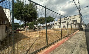 VENTA CASA RENTERA 5 DPTOS.  LAS ORQUIDEAS CERCA MC DONALDS ORELLANA (AGE)