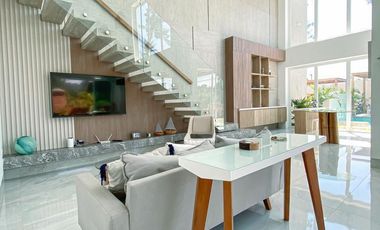 VENTA CASA EN LA PLAYA URBANIZACION VENTURA RESORTE OLON SANTA ELENA (CMC)