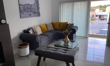 CASA AMUEBLADA EN RENTA EN PASEO DEL PARQUE TRES MARIAS, MORELIA