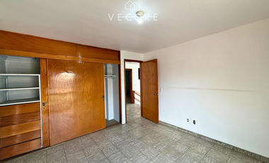 PROPIEDAD EN VENTA COMO TERRENO, ZONA CALZ. GONZÁLEZ GALLO, GUADALAJARA