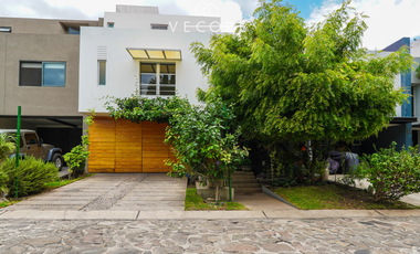CASA EN VENTA EN NOVATERRA, ZONA REAL, ZAPOPAN