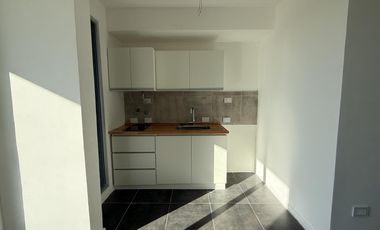 DEPARTAMENTO MONOAMBIENTE VENTA BALCON CON PARRILLERO EXCLUSIVO BAIGORRIA