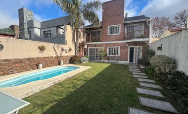 CHALET DE 3 DORMITORIOS EN DOS PLANTAS