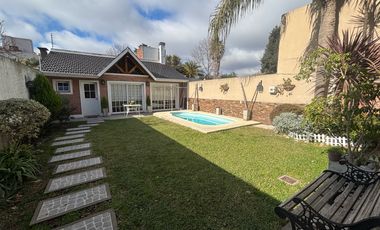 CHALET DE 3 DORMITORIOS EN DOS PLANTAS