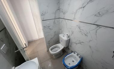 Alquiler. Departamento.2 ambientes.Balcon.Amenities.Lanus.Lanusita.