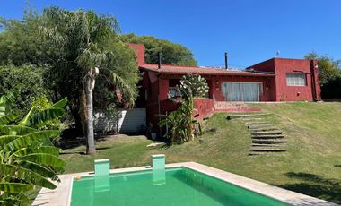 Casa en  ALQUILER, Villa Allende, calle Cuba