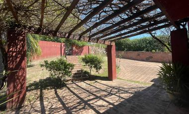 Casa en  ALQUILER, Villa Allende, calle Cuba