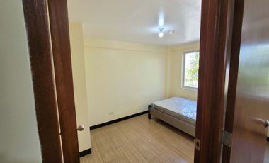 Conveniently located 2 bedroom condominium