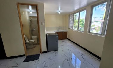 Conveniently located 2 bedroom condominium