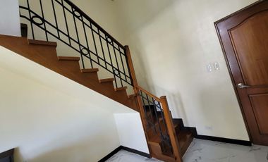 Conveniently located 2 bedroom condominium