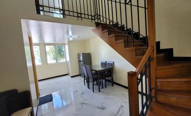 Conveniently located 2 bedroom condominium