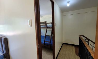 Conveniently located 2 bedroom condominium