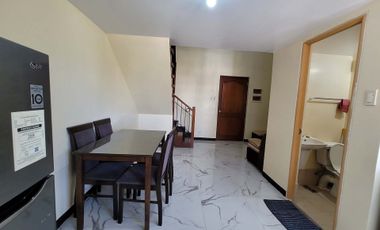 Conveniently located 2 bedroom condominium