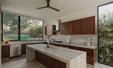 Casa en renta sin muebles en el Yucatán Country Club