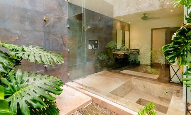 Casa en venta con paneles solares en Montes de Ame