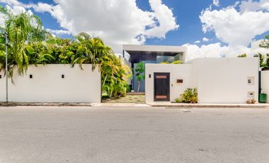 Casa en venta con paneles solares en Montes de Ame