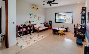 Casa en venta con paneles solares en Montes de Ame