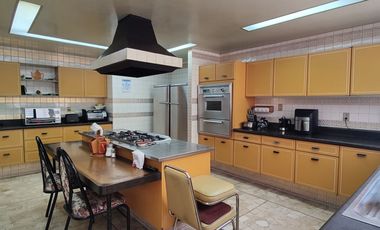 EXCELENTE CASA A LA VENTA EN BOSQUES DE LAS LOMAS (V)