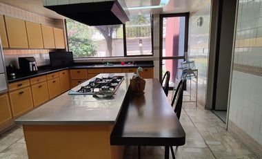 EXCELENTE CASA A LA VENTA EN BOSQUES DE LAS LOMAS (V)