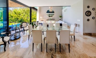Casa amueblada y con páneles en renta frente al lago Kanha, YCC