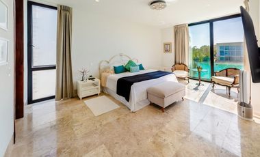 Casa amueblada y con páneles en renta frente al lago Kanha, YCC