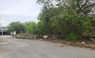 Terreno ideal para desarrolladores a una cuadra de los Cantaritos