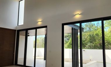 Casa en venta con páneles solares en el Yucatán Country Club